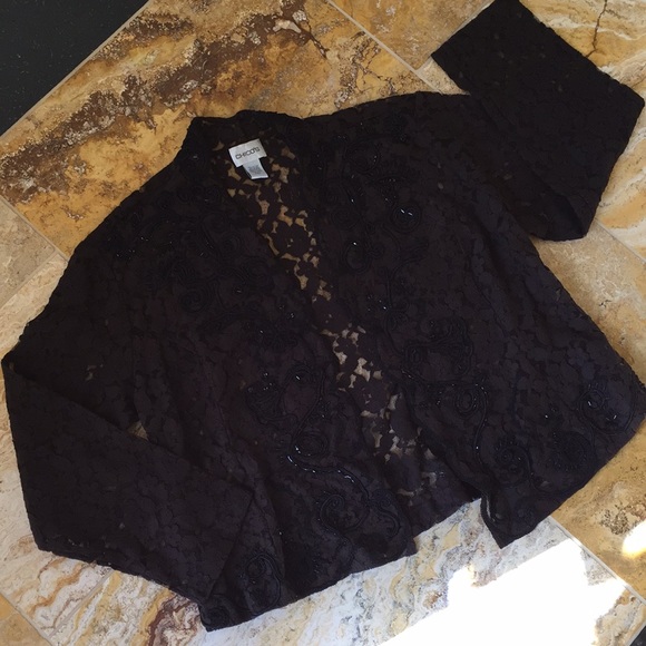 Chico’s size 3 lace/embroidery/bead elegant cover - Picture 2 of 8